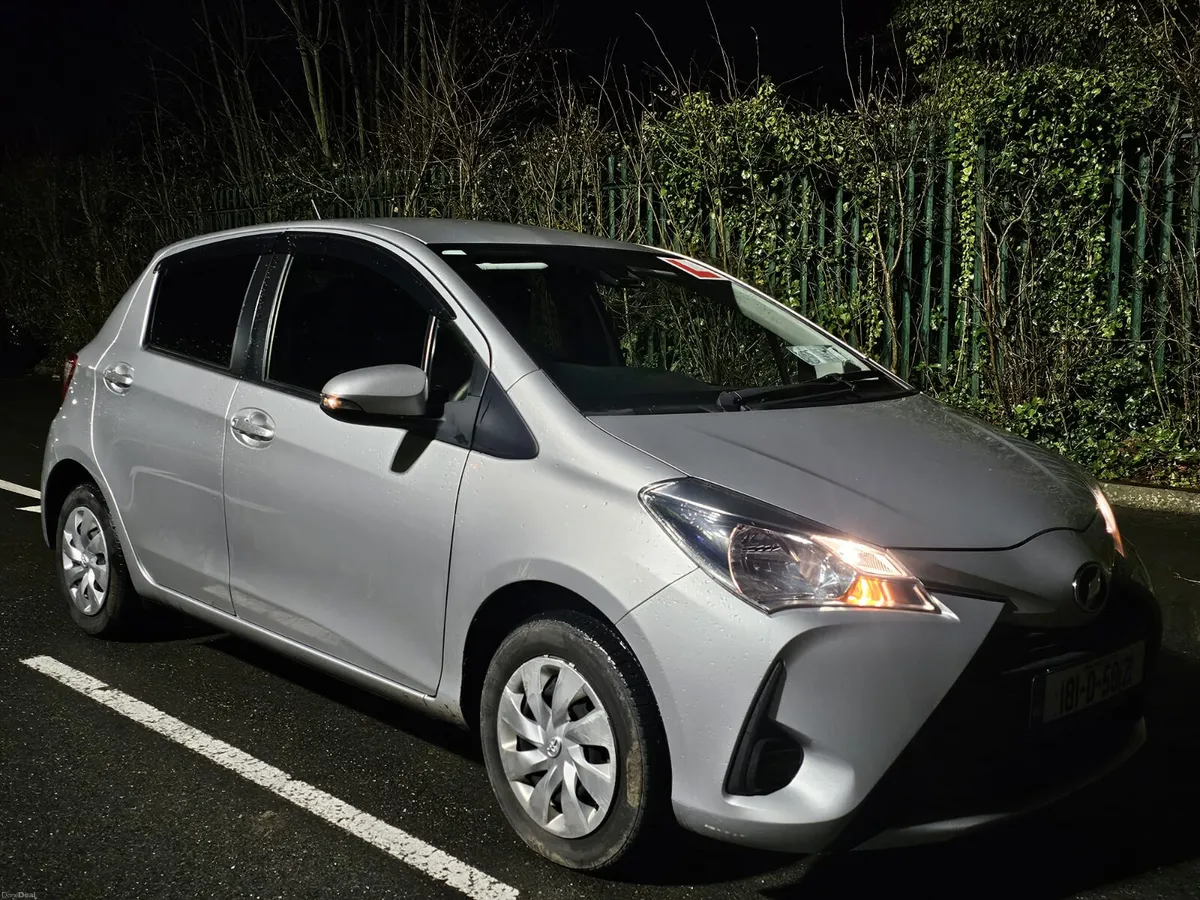 Toyota Vitz yaris 2018 automatic low miles €8990 - Image 3