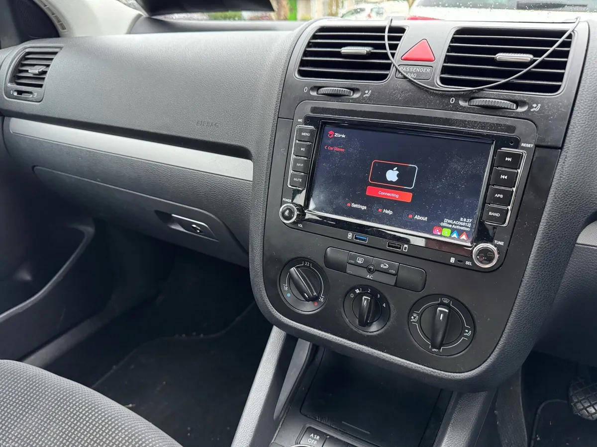 VW Jetta 2008 - Image 4