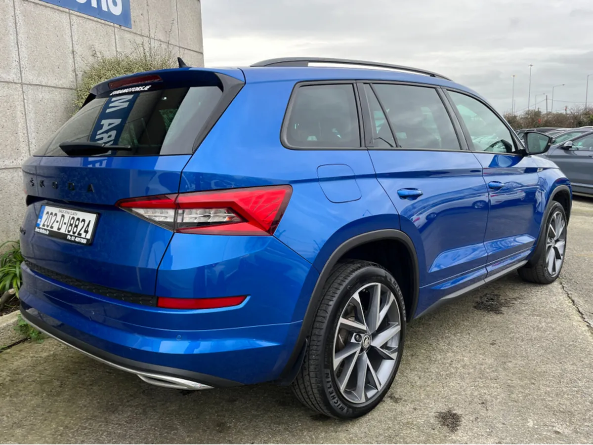 Skoda Kodiaq SPORTLINE 7 SEATER AUTOMATIC 150BHP 2 - Image 4