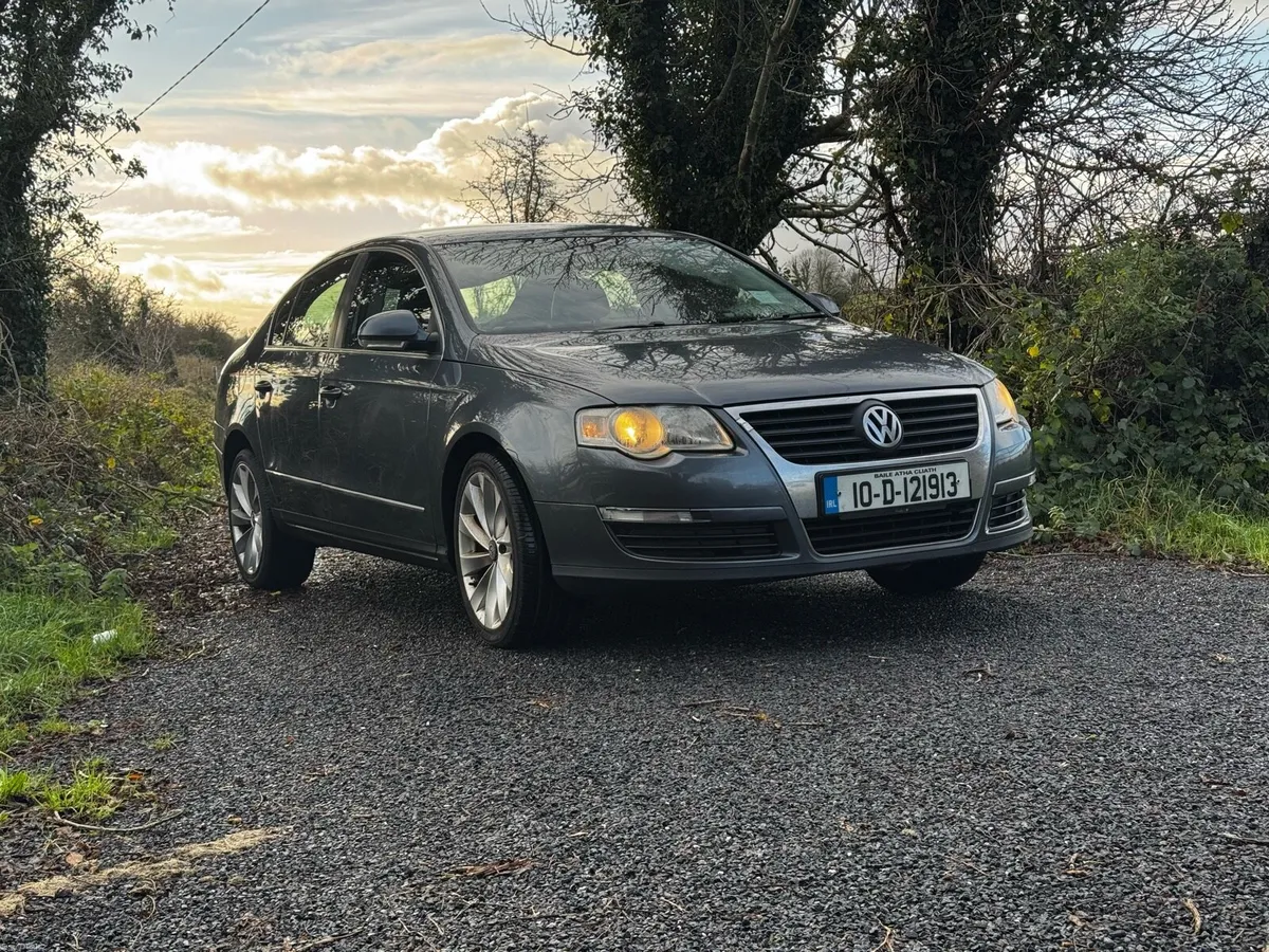 2010 vw Passat automatic - Image 1