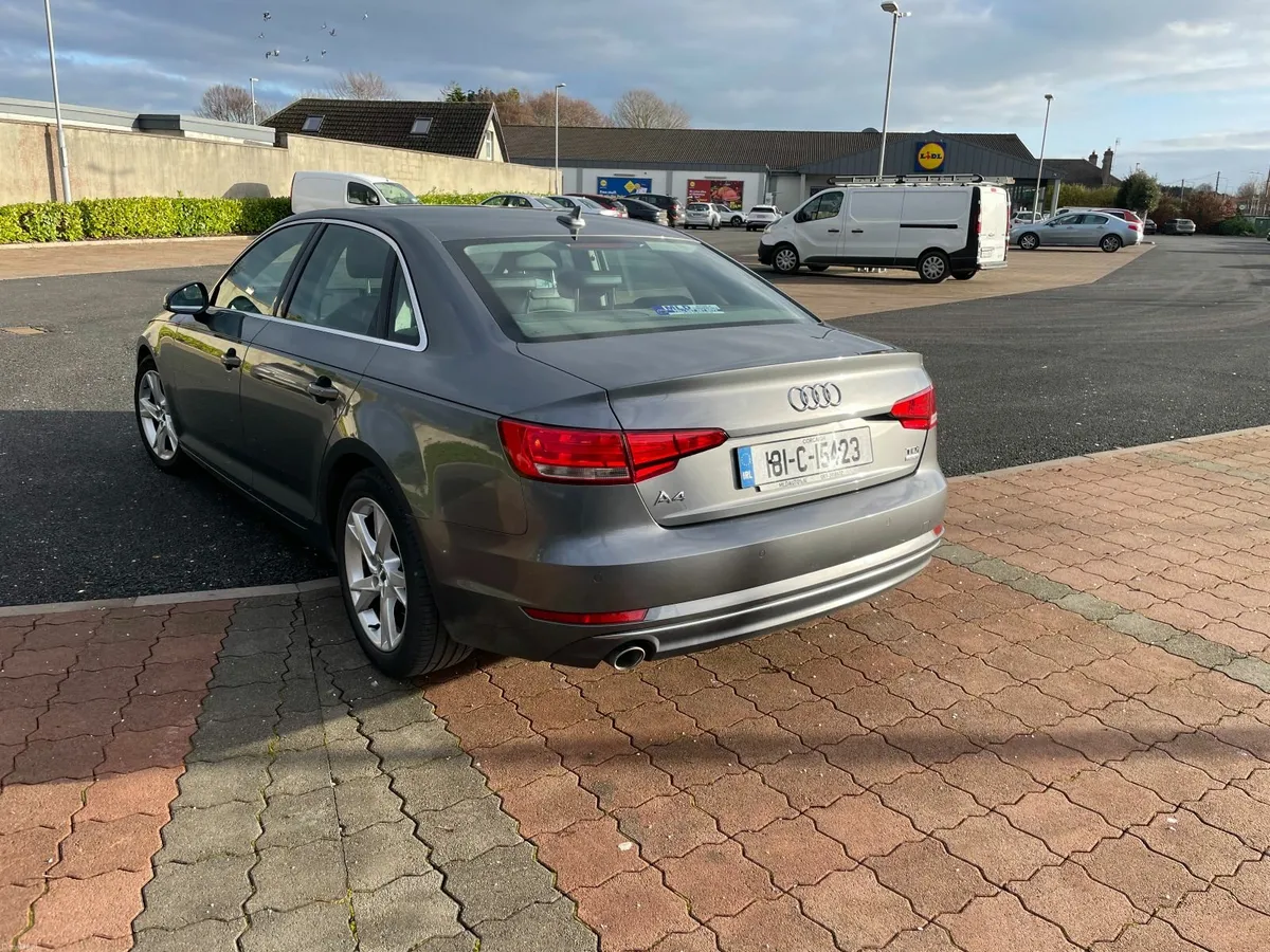 Audi A4 2018 - Image 2