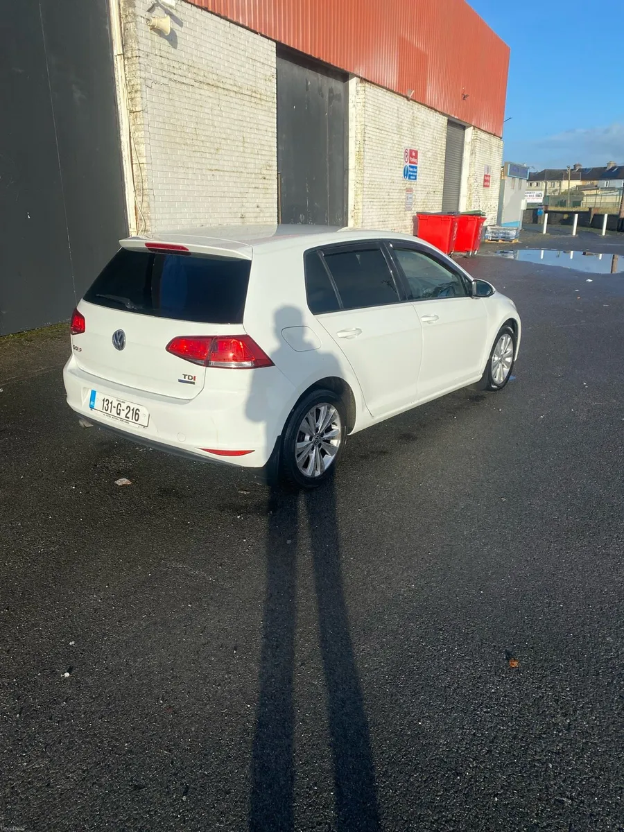 Volkswagen Golf - Image 4