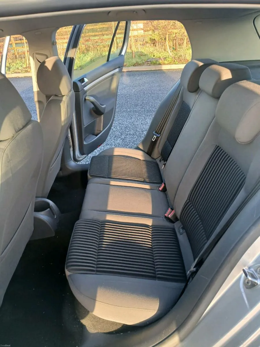 MK5 GOLF SPORT VERY HIGH SPEC VERY LOW KMS - Image 4