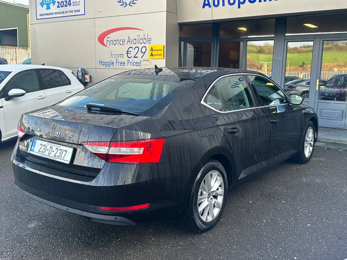 2.0 TDI AMBITION DSG (150BHP) - 1 Year's Warranty - Image 3