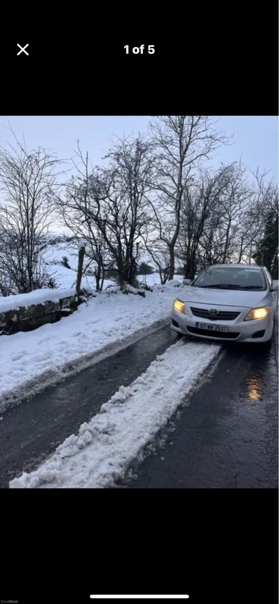 Toyota Corolla low miles - Image 1