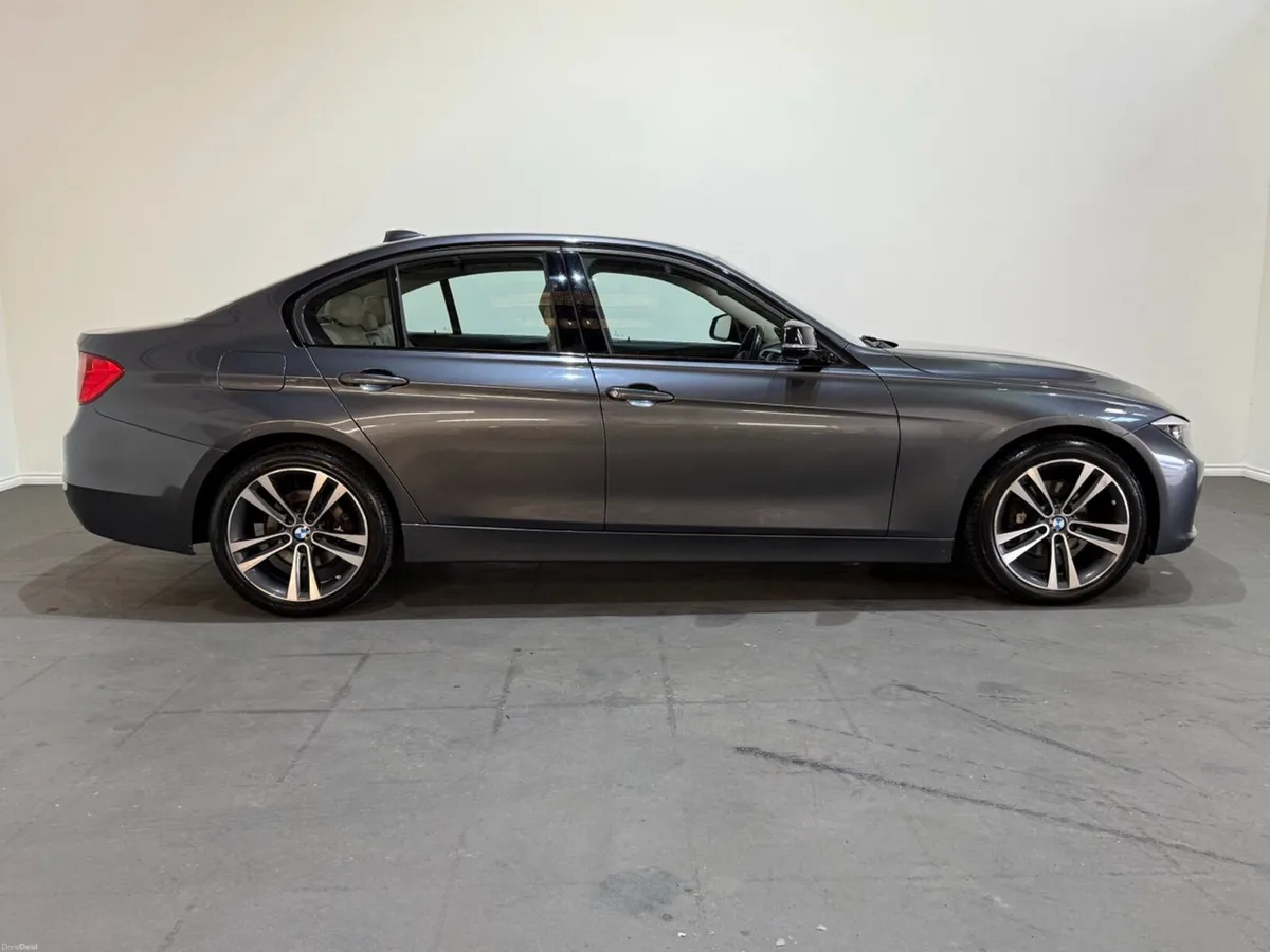 BMW 3 Series 2.0D Sport - Automatic - Image 3