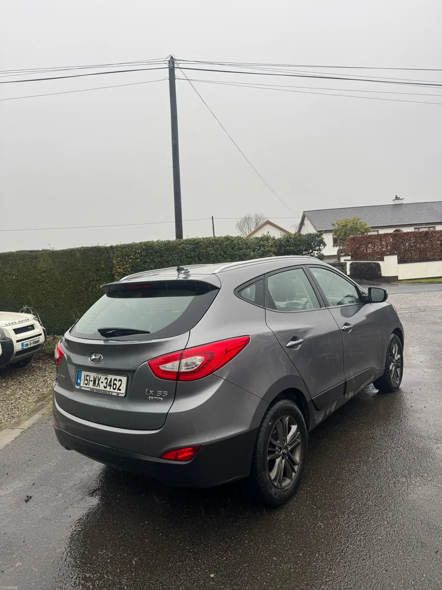Hyundai ix35 1.7DSL Celebration 115HP NCT 08/26 - Image 3