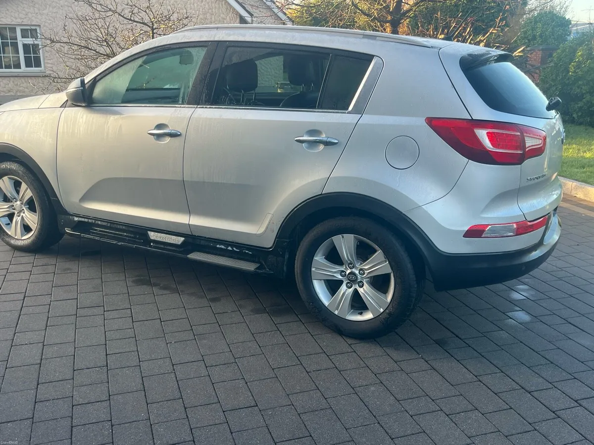 2011 Kia Sportage *new nct* top spec - Image 4