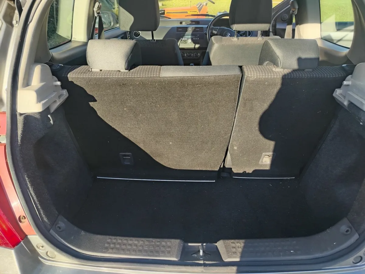 Suzuki swift 2007 - Image 3