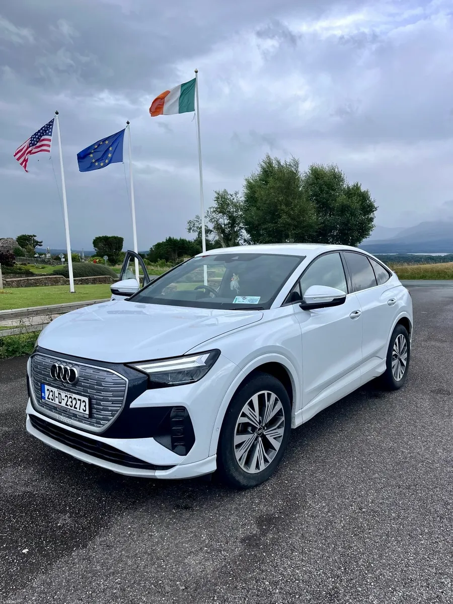 Audi e-tron 2023 Sportback 35 - Image 1