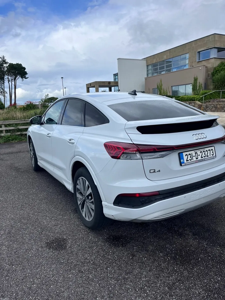 Audi e-tron 2023 Sportback 35 - Image 4