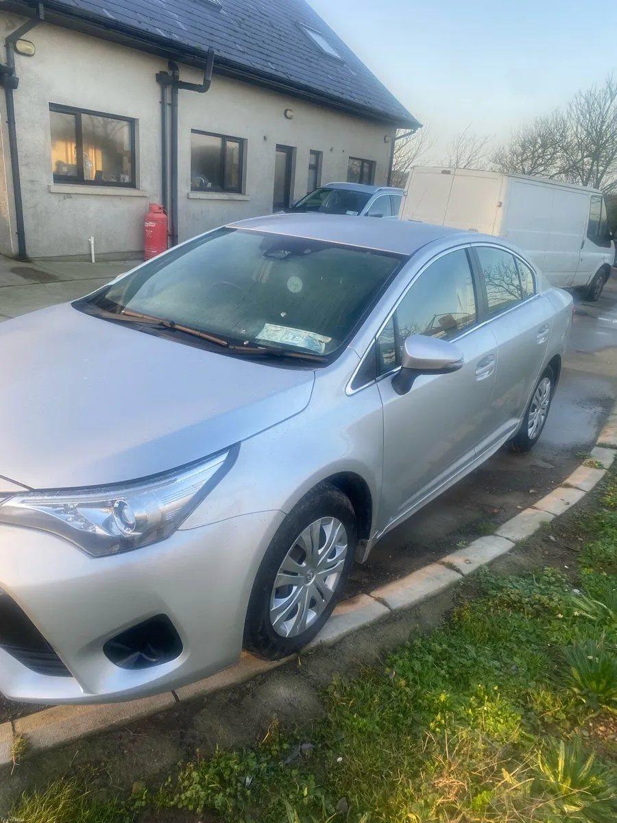Toyota Avensis - Image 4