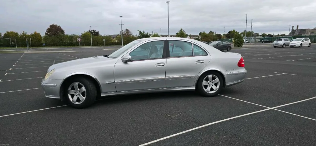 W211 E200 Kompressor - Image 2