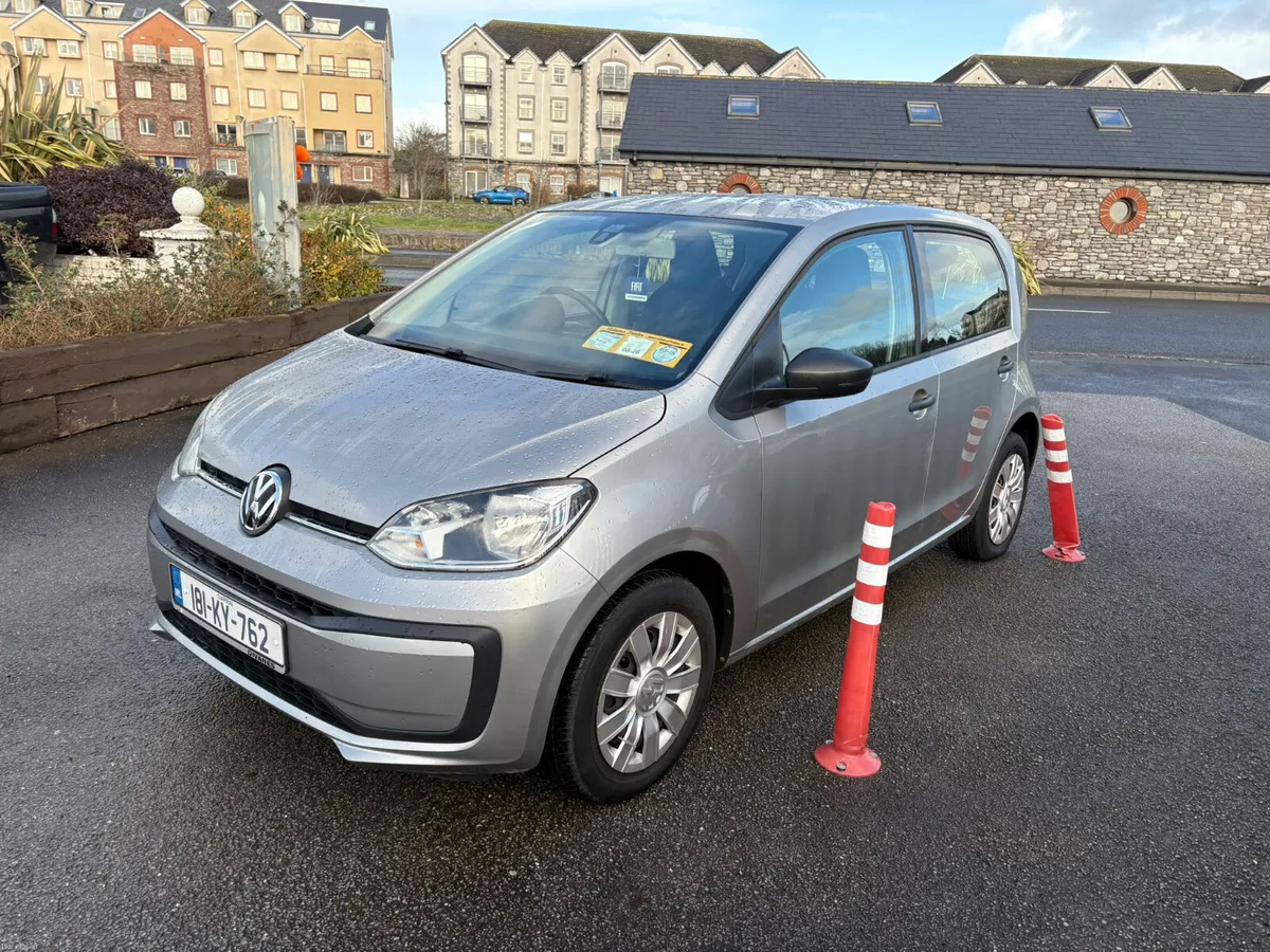 Volkswagen up! 2018 - Image 1