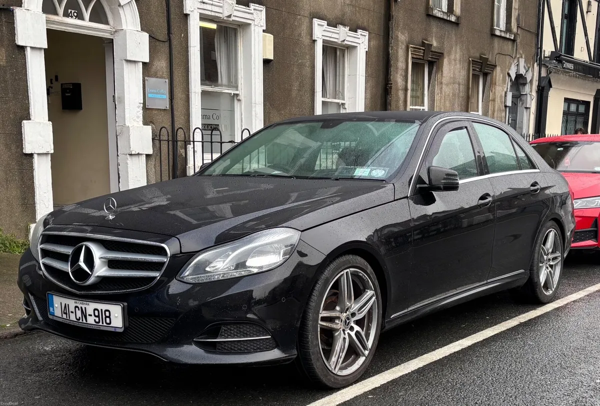 Mercedes-Benz E-Class 2014 automatic! - Image 1