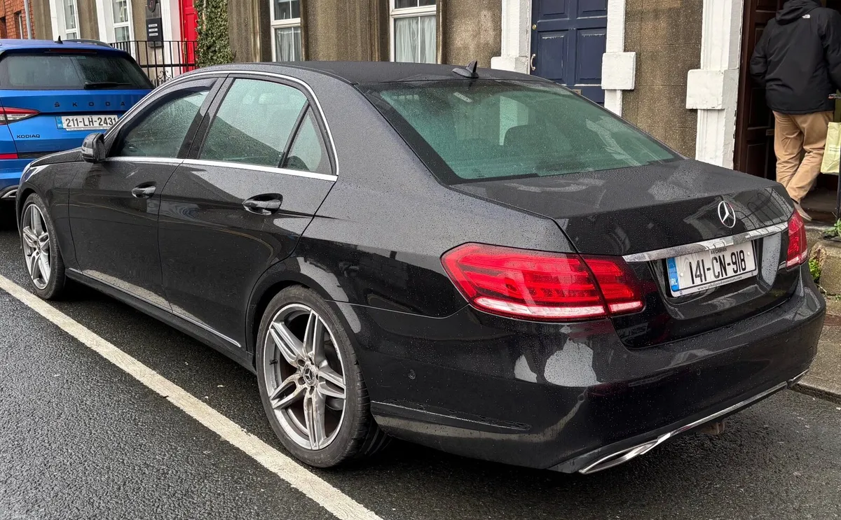 Mercedes-Benz E-Class 2014 automatic! - Image 3