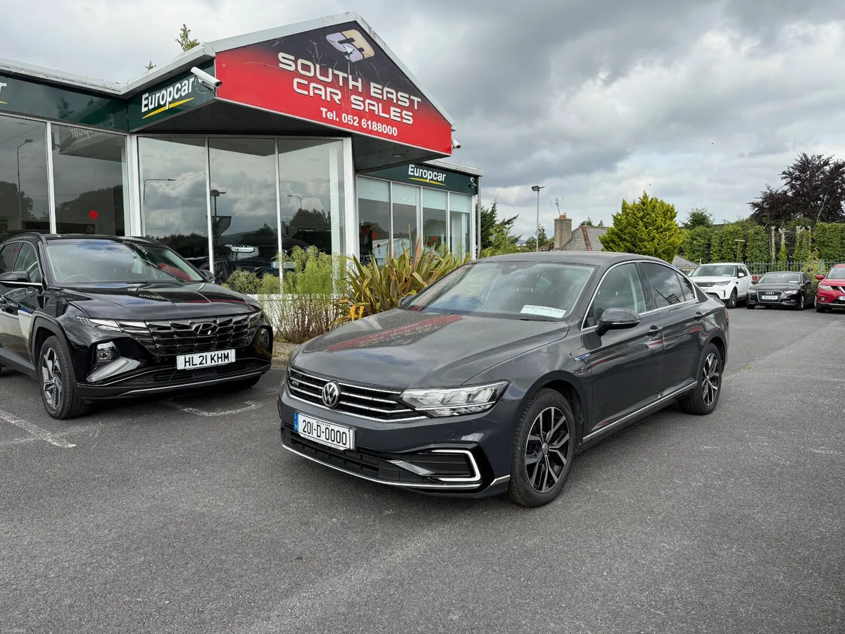 2020 VOLKSWAGEN PASSAT GTE PLUG IN HYBRID AUTO - Image 1