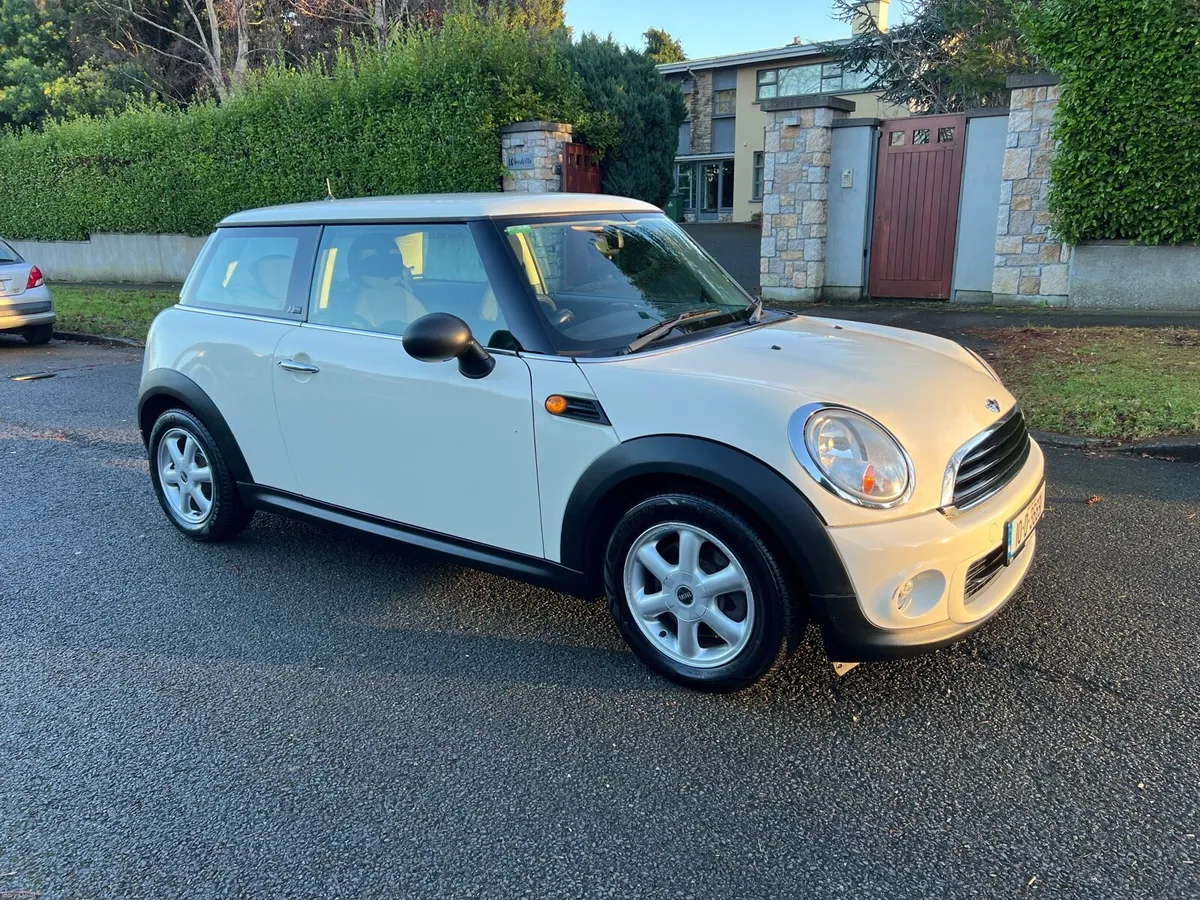 2010 Mini low miles new NCT spotless - Image 1