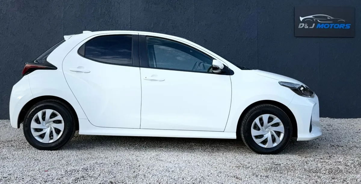 Toyota Yaris 1.0 Automatic 2020 Low KM - Image 3