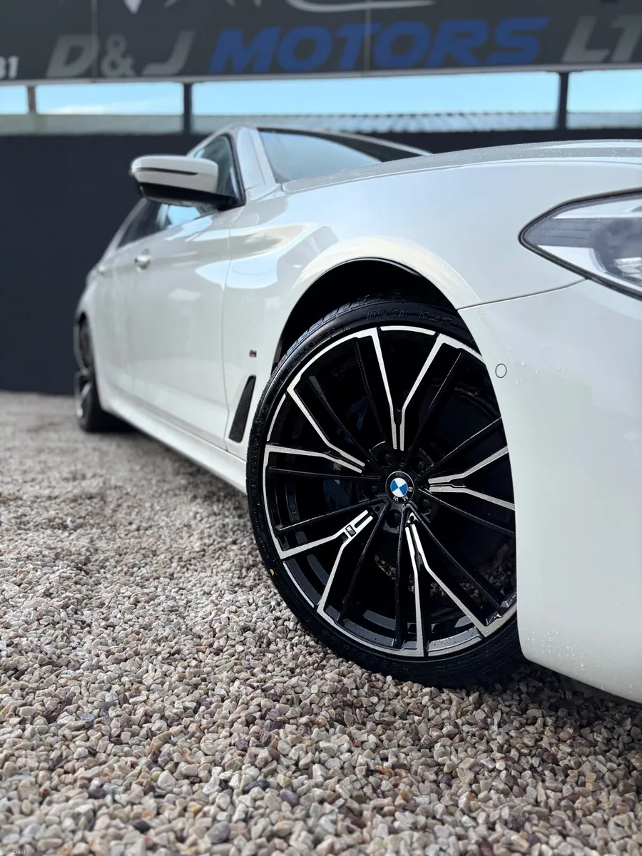 BMW 530E 2.0 M Sport I Performance 2018 - Image 3