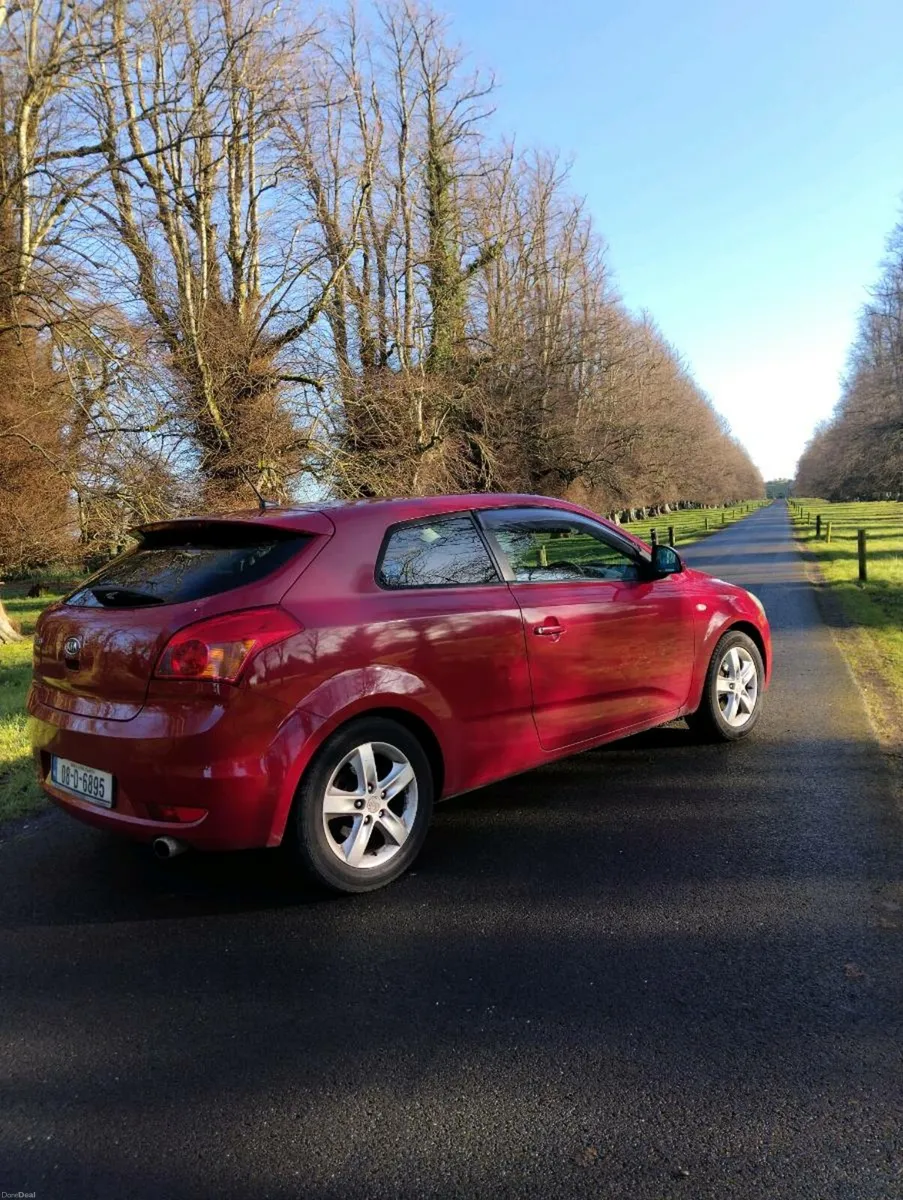 Kia ProCeed - Image 2