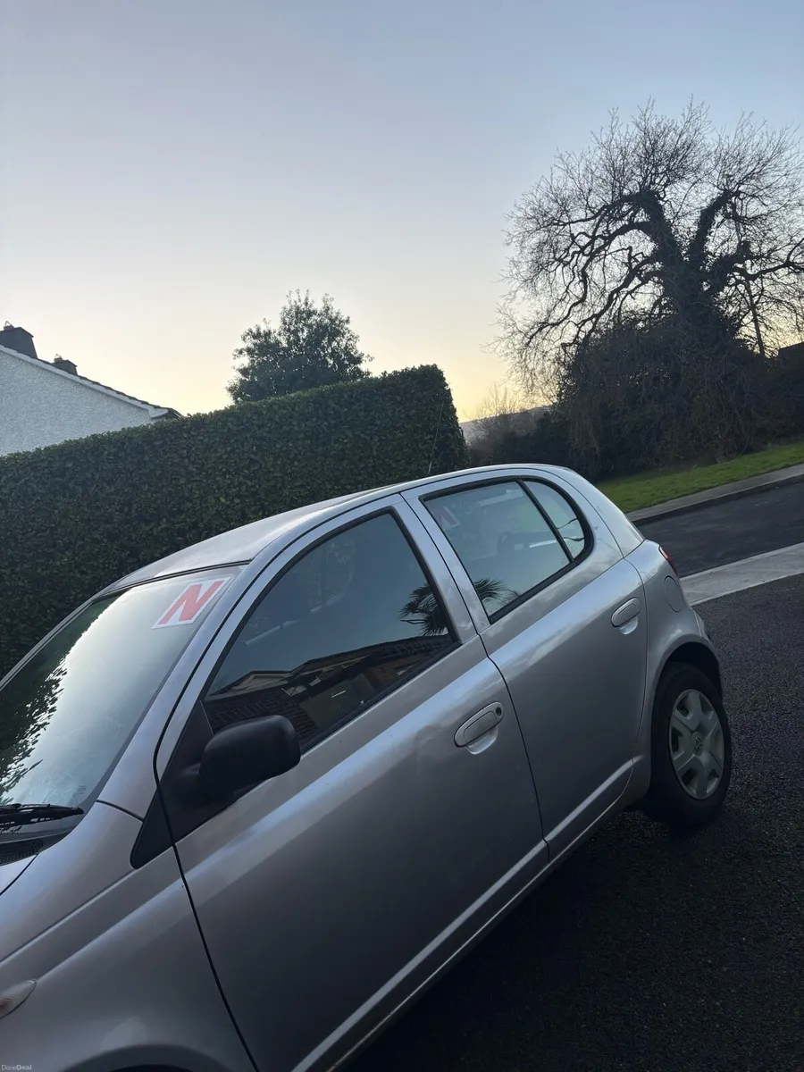 Toyota Yaris - Image 2