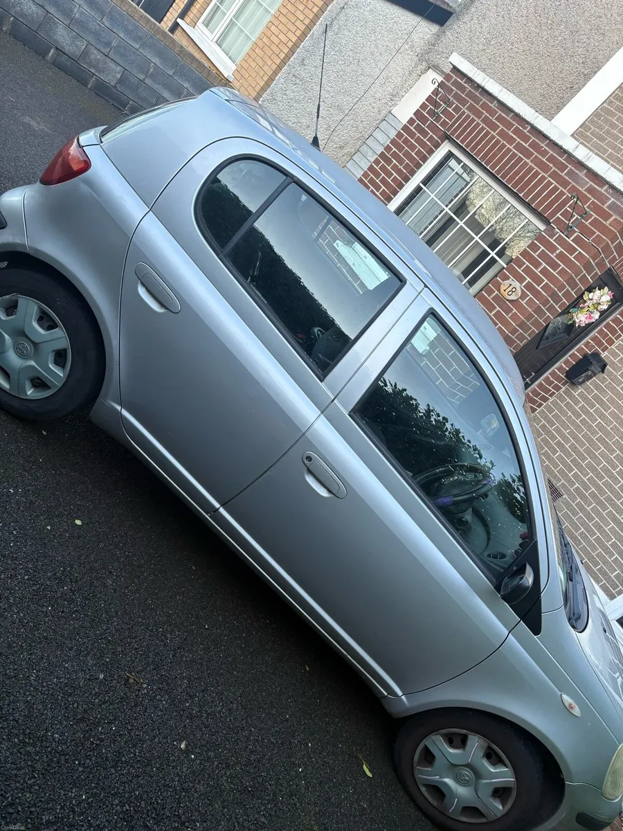 Toyota Yaris - Image 4