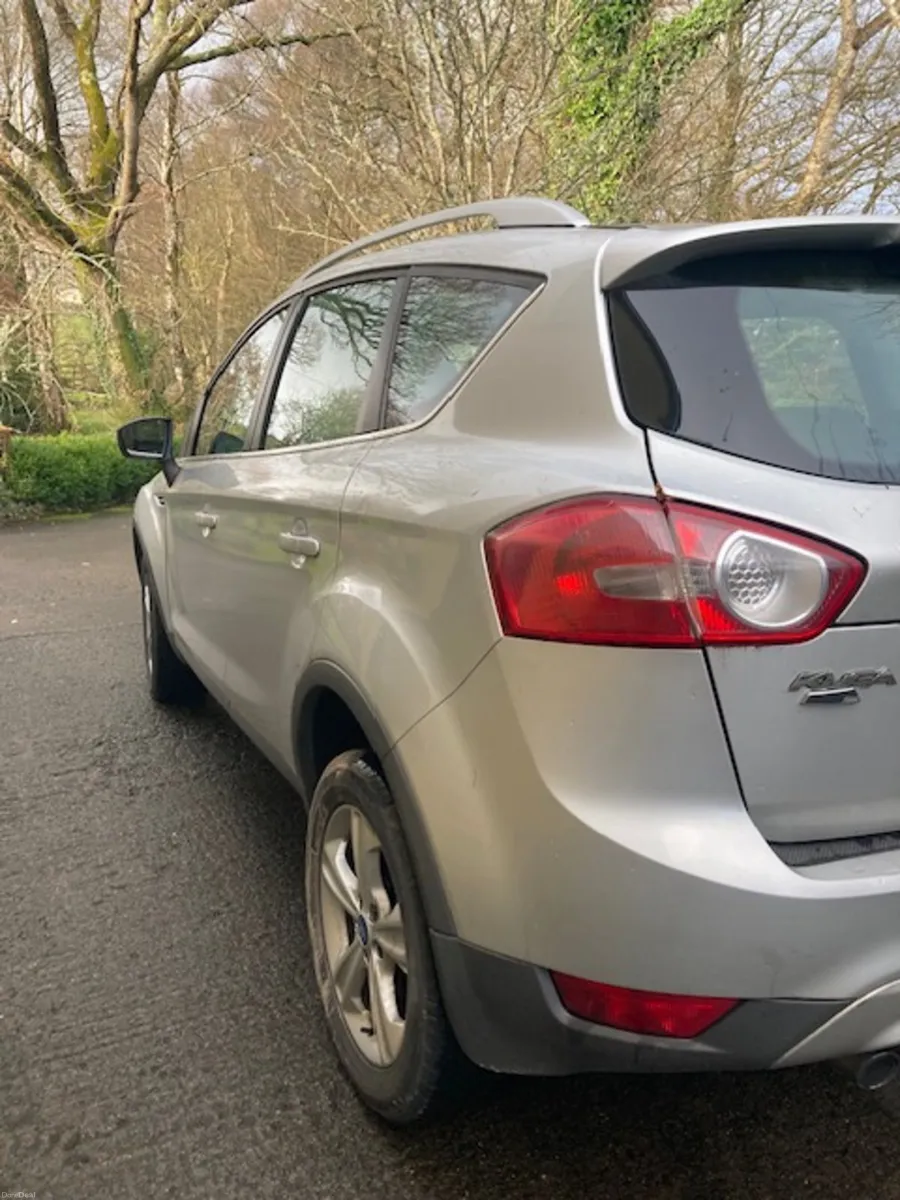 Ford Kuga 2010 - Image 4