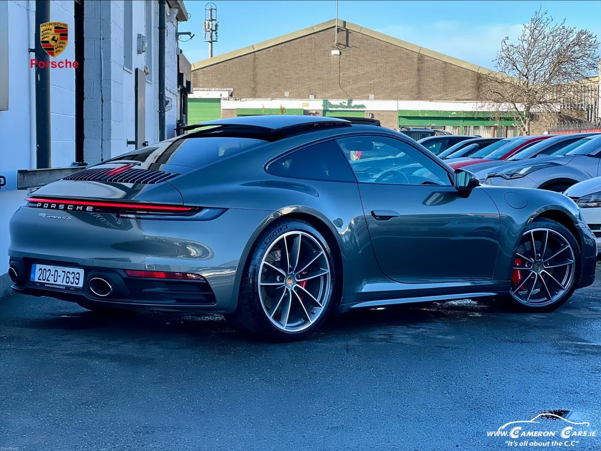 PORSCHE 911 C4S AVENTURINE GREEN|PORSCHE WARRANTY - Image 3