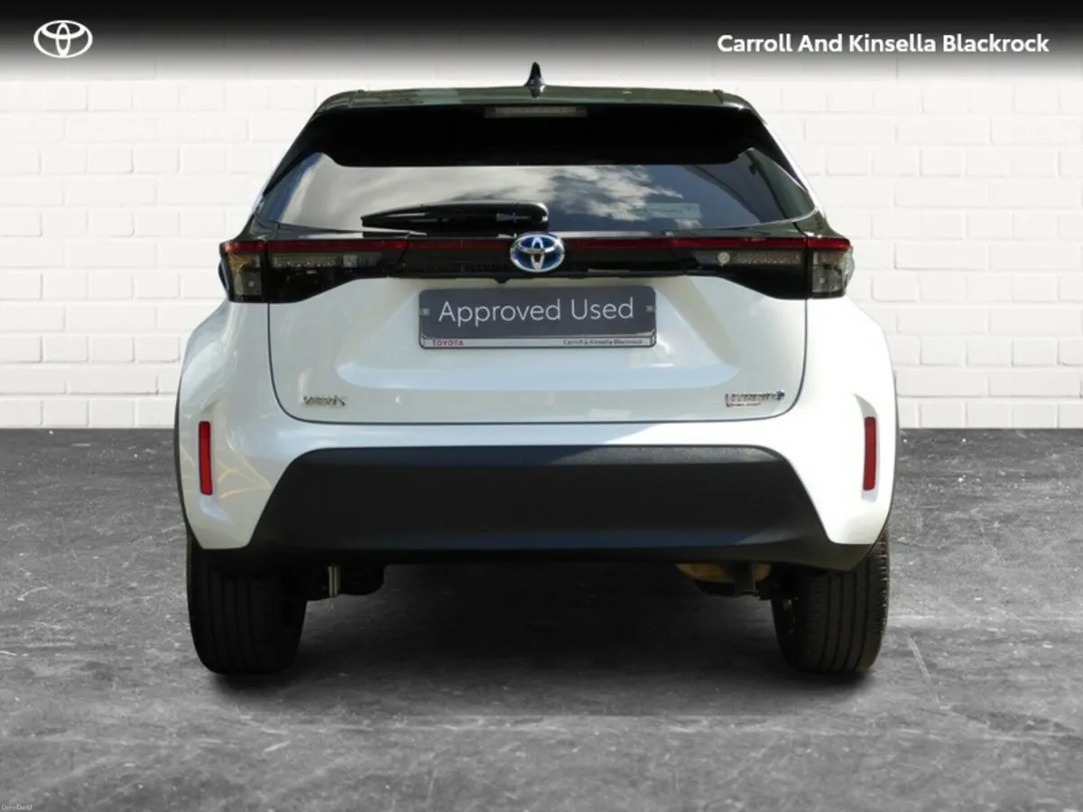 Toyota Yaris Cross Hybrid Luna Sport - Image 4
