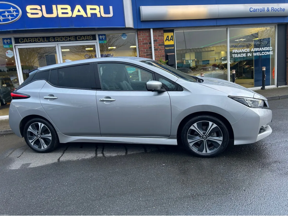 Nissan Leaf 40KW-SVE - EV - Superb Value & Great E - Image 3