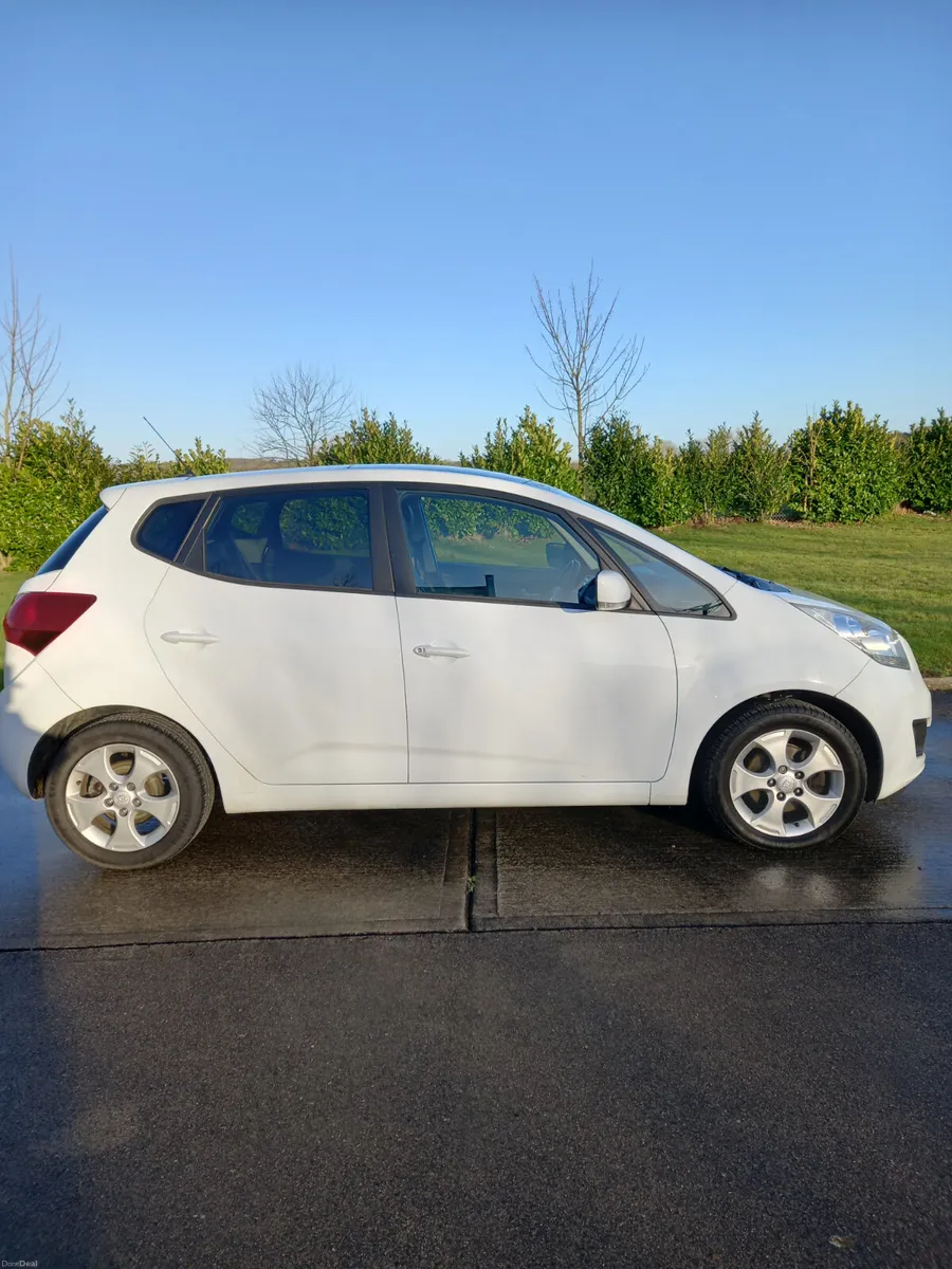 2014 Kia Venga Automatic 1.4 Diesel - Image 1