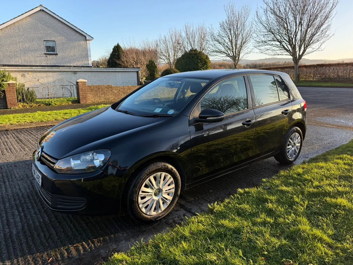2010 Volkswagen Golf NEW NCT 01/27 - Image 3