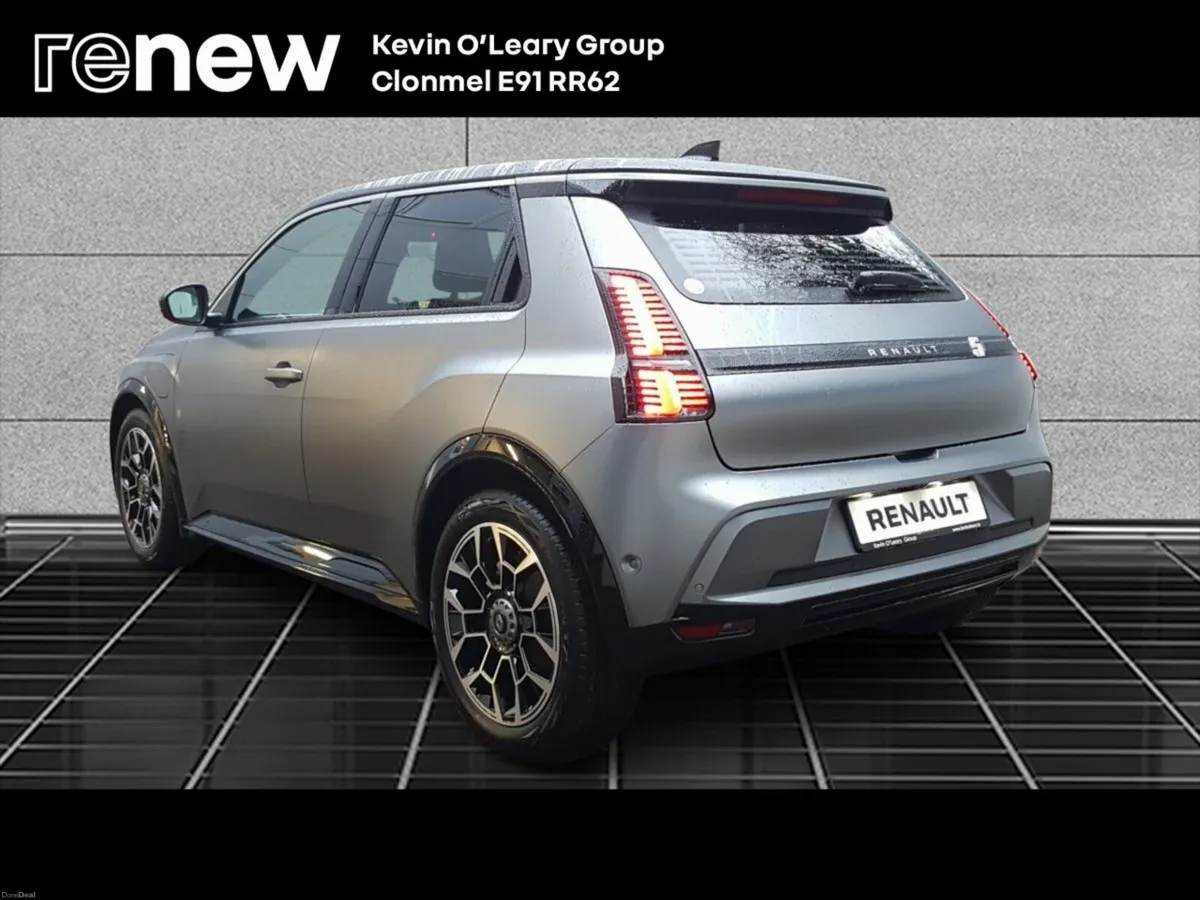 Renault 5 E-Tech Roland Garros 52kWh 150hp - Image 3