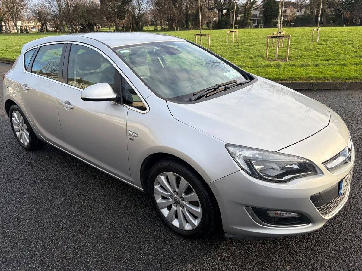 Opel Astra 2015 NCT 06/26 - Image 1