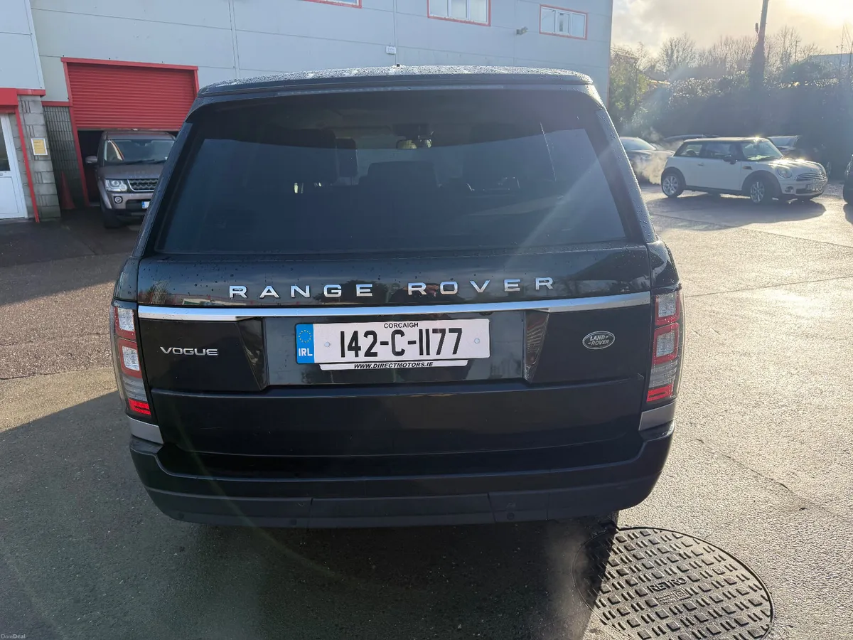 2014 Range Rover Vogue Auto - Image 4