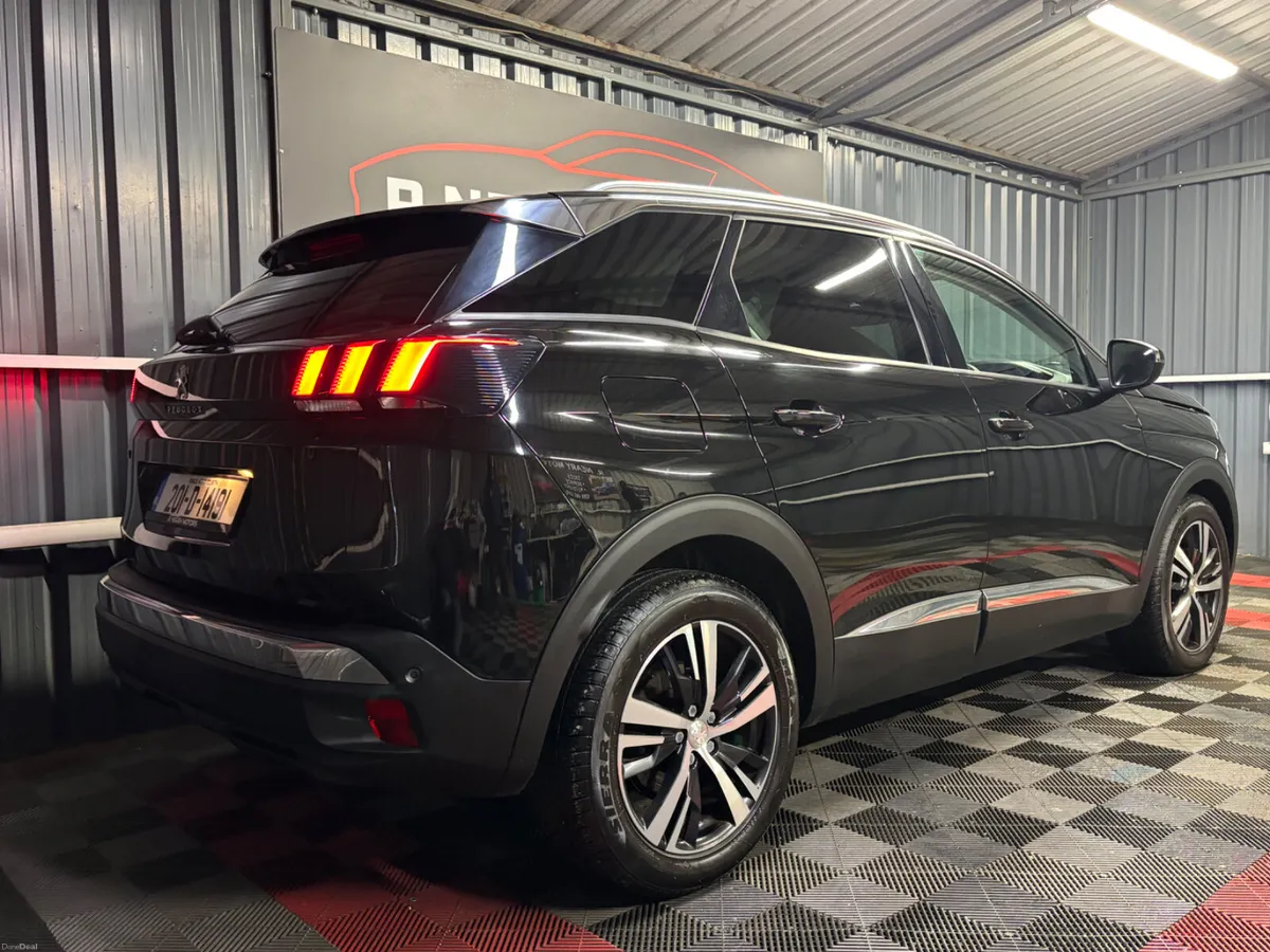 2020 Peugeot 3008 1.5 BlueHDi 130bhp Allure - Image 3