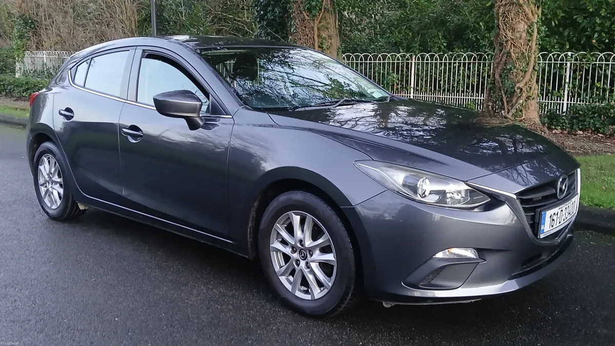Mazda Mazda3 2016 1.5 PETROL EXEC 5dr IRISH CAR - Image 1