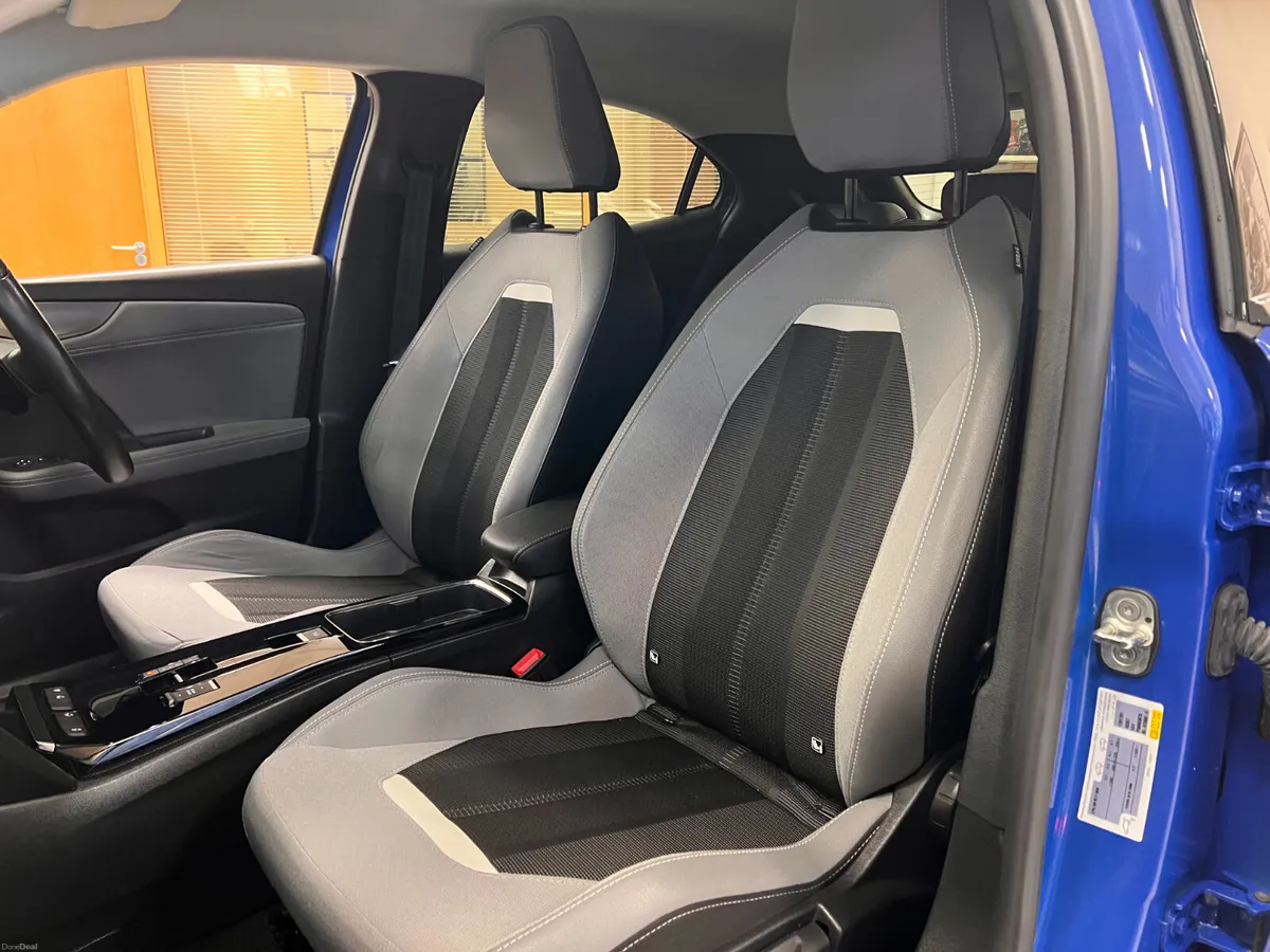 Automatic Petrol Low Kms High Spec 1 Owner Opel Mo - Image 3