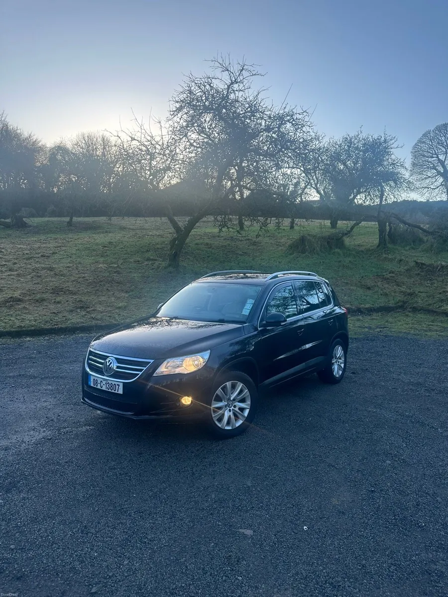 Volkswagen Tiguan 2.0 TDI DSG Automatic 4X4 - Image 2