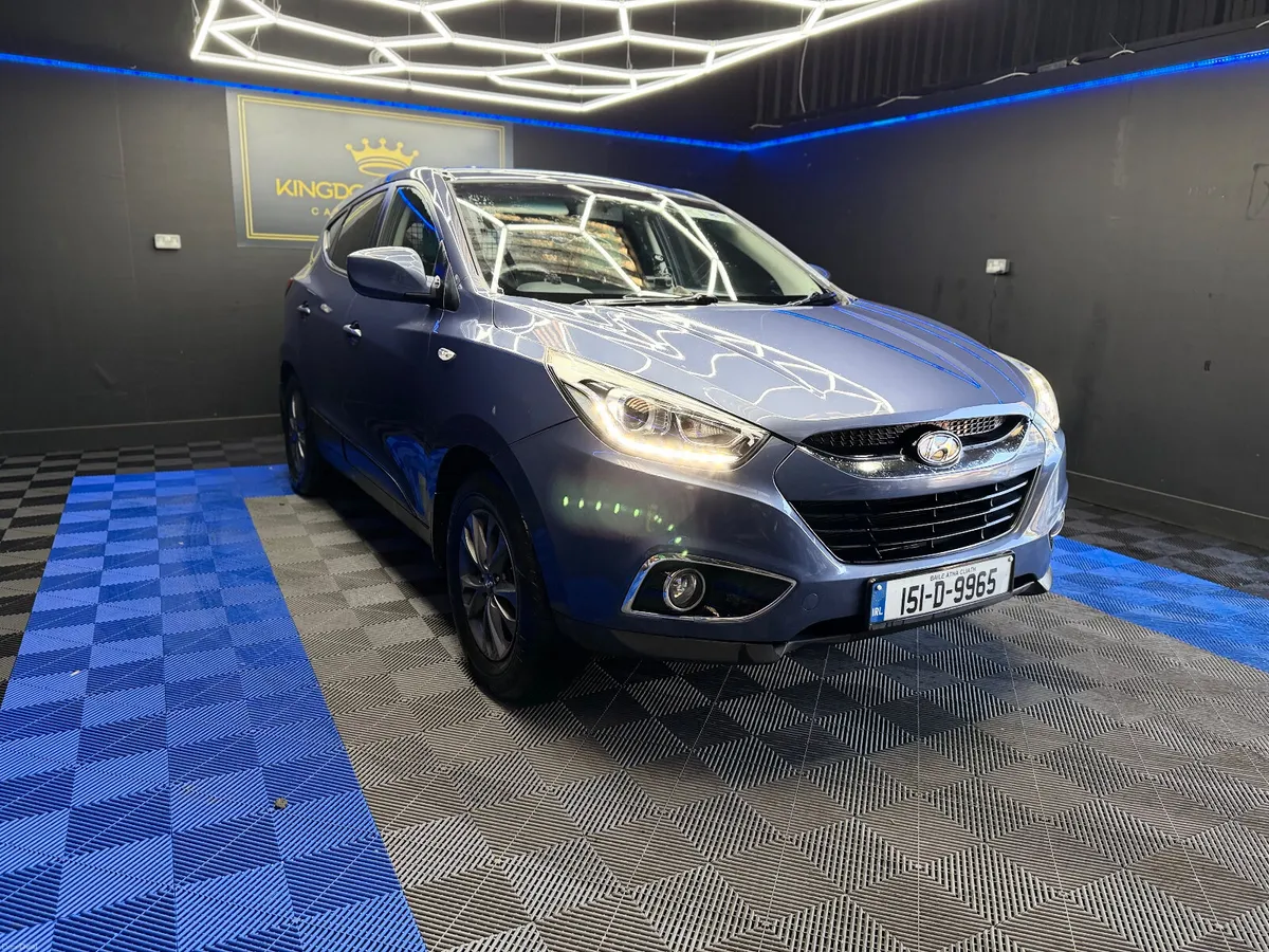 Hyundai ix35 AWD 2.0 diesel,2 Owners - Image 4