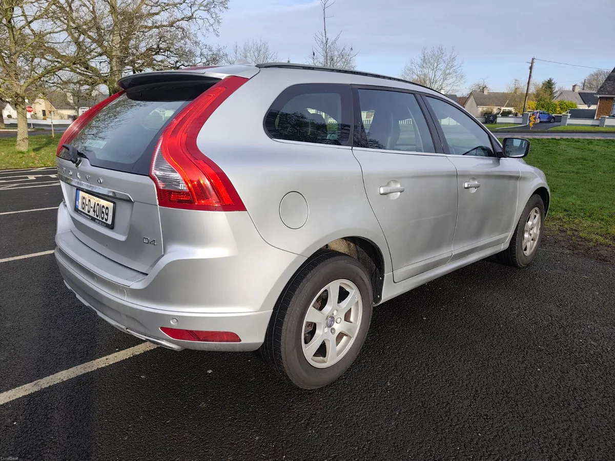 Volvo XC60 2016 AUTO - Image 2