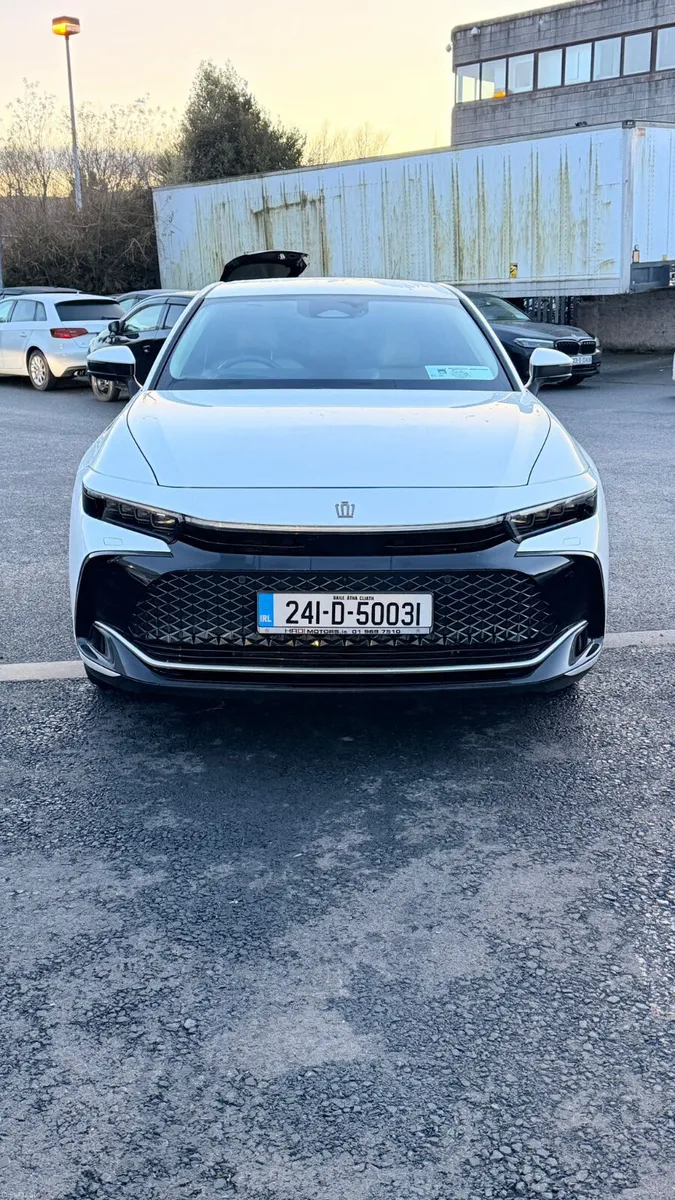 Toyota Crown 2024 - Image 1