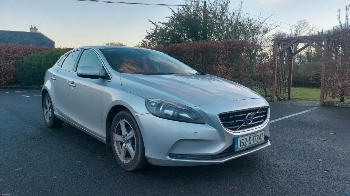 Volvo V40 2015 Price 5350 - Image 1