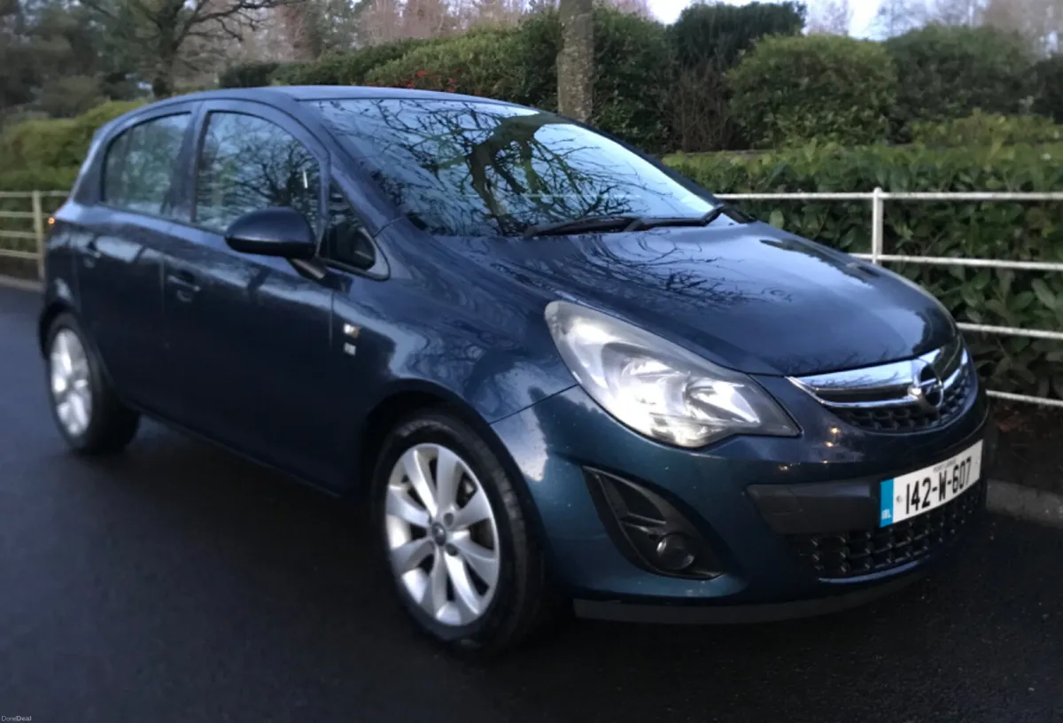 Opel Corsa 1.2 16v Excite Only 60k - Image 4