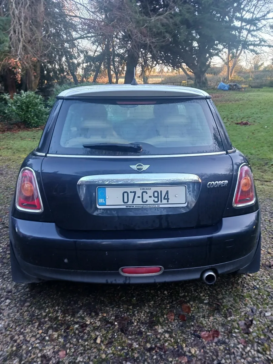 Mini Cooper 2007 for parts or collector - Image 2