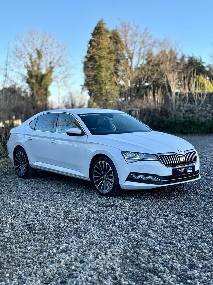 2023 Skoda Superb Style 2.0 TDI 150HP - Image 4