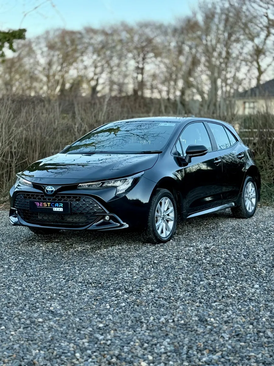 Toyota Corolla 2024 1.8 Hybrid Luna Hatchback - Image 4