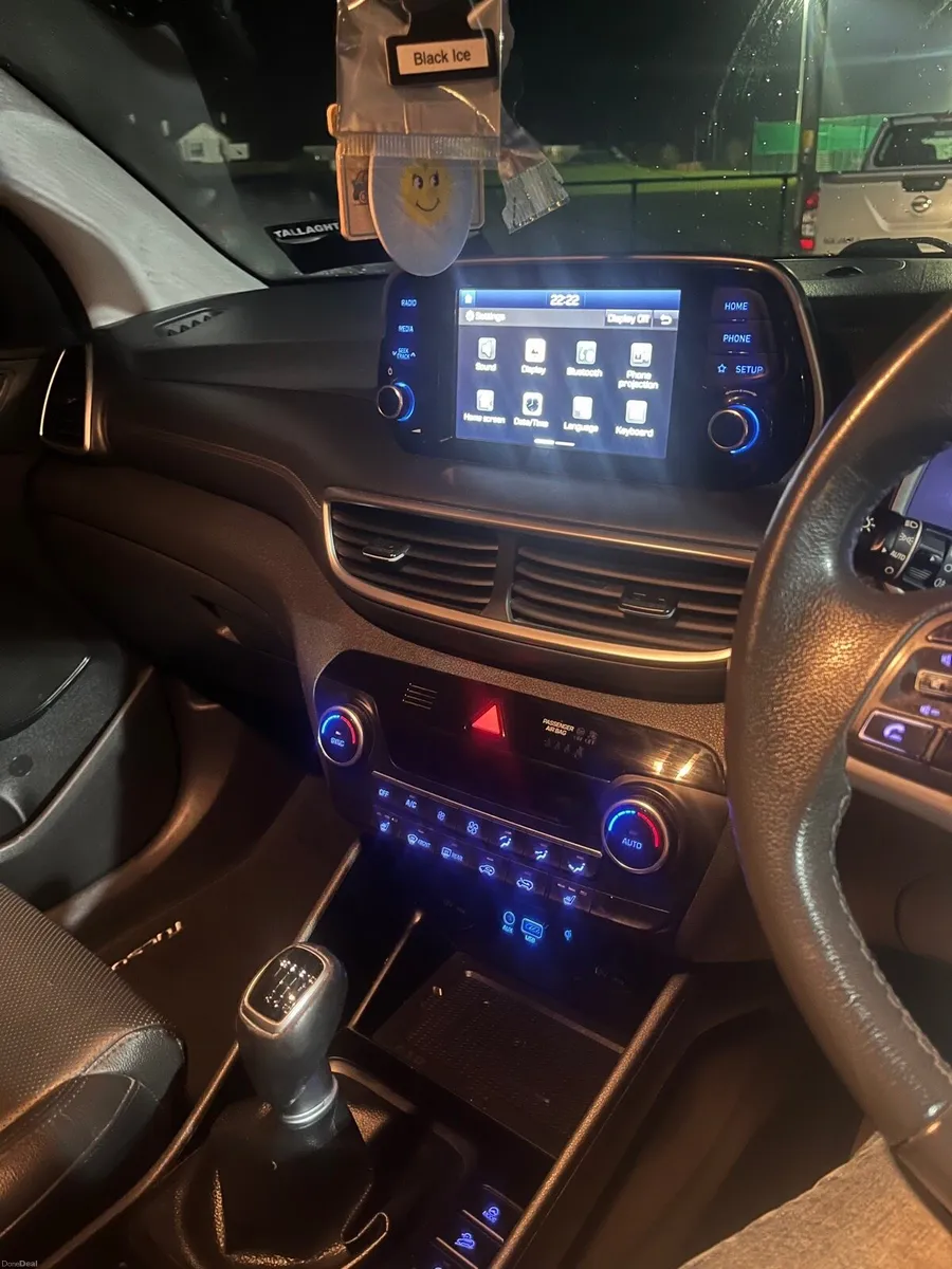 Tucson Suv van 2019 - Image 2
