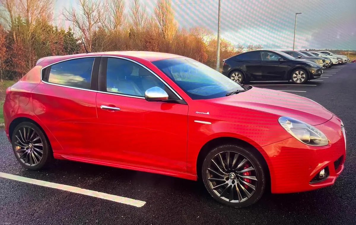 Alfa Romeo Giulietta 2014 - Image 2